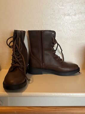 Women's Boots